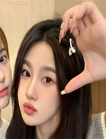 《他是人间妄想》专业欣赏手册：解读深层的象征意义的实用技巧 让你丰富文化知识